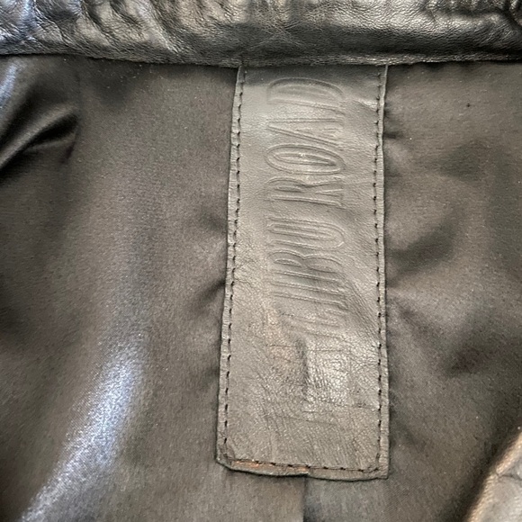 MALIBU ROAD +  Prince Modern BlK Butter Soft NWT - Picture 9 of 11